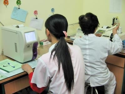 Xét nghiệm sinh hóa, huyết học, vi sinh vật